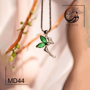 مدال نقره با نگین اتمی کد MD44