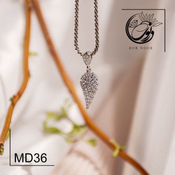 مدال نقره‌ با نگین اتمی کد MD36