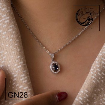مدال نقره با سنگ یاقوت کبود کد Gn28