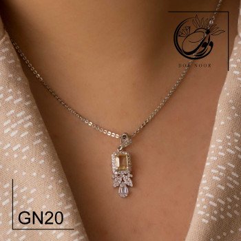 مدال نقره با سنگ سیترین کد Gn20
