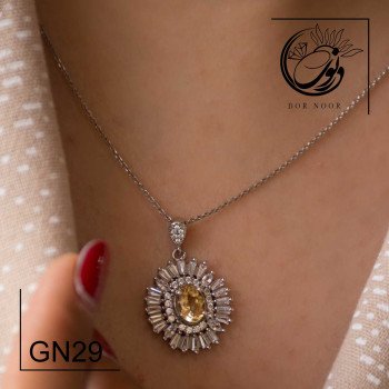 مدال نقره با سنگ یاقوت کبود کد Gn29