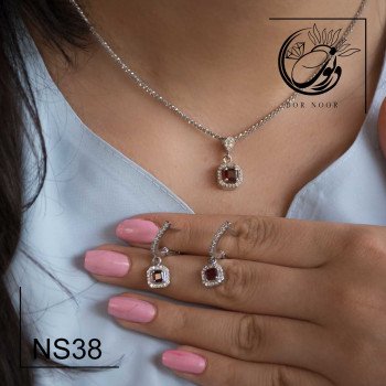 نیم ست نقره زنانه باسنگ گارنت ns38