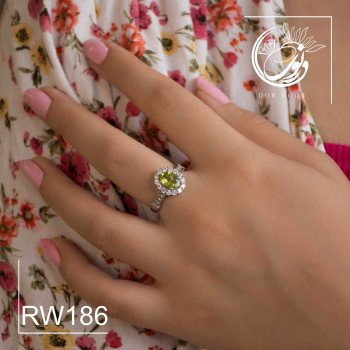 انگشتر نقره زنانه باسنگ زبرجد rw186