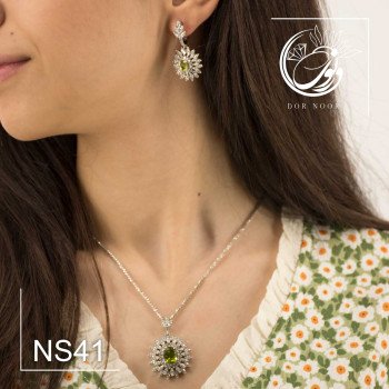 نیم ست نقره زنانه با سنگ زبرجد ns41