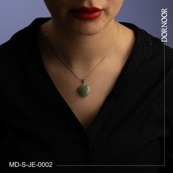 مدال سنگی جید