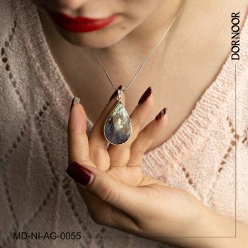 مدال عقیق شجر دست ساز با قاب و گیره نقره